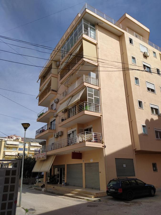 Sunny Apartament Saranda מראה חיצוני תמונה